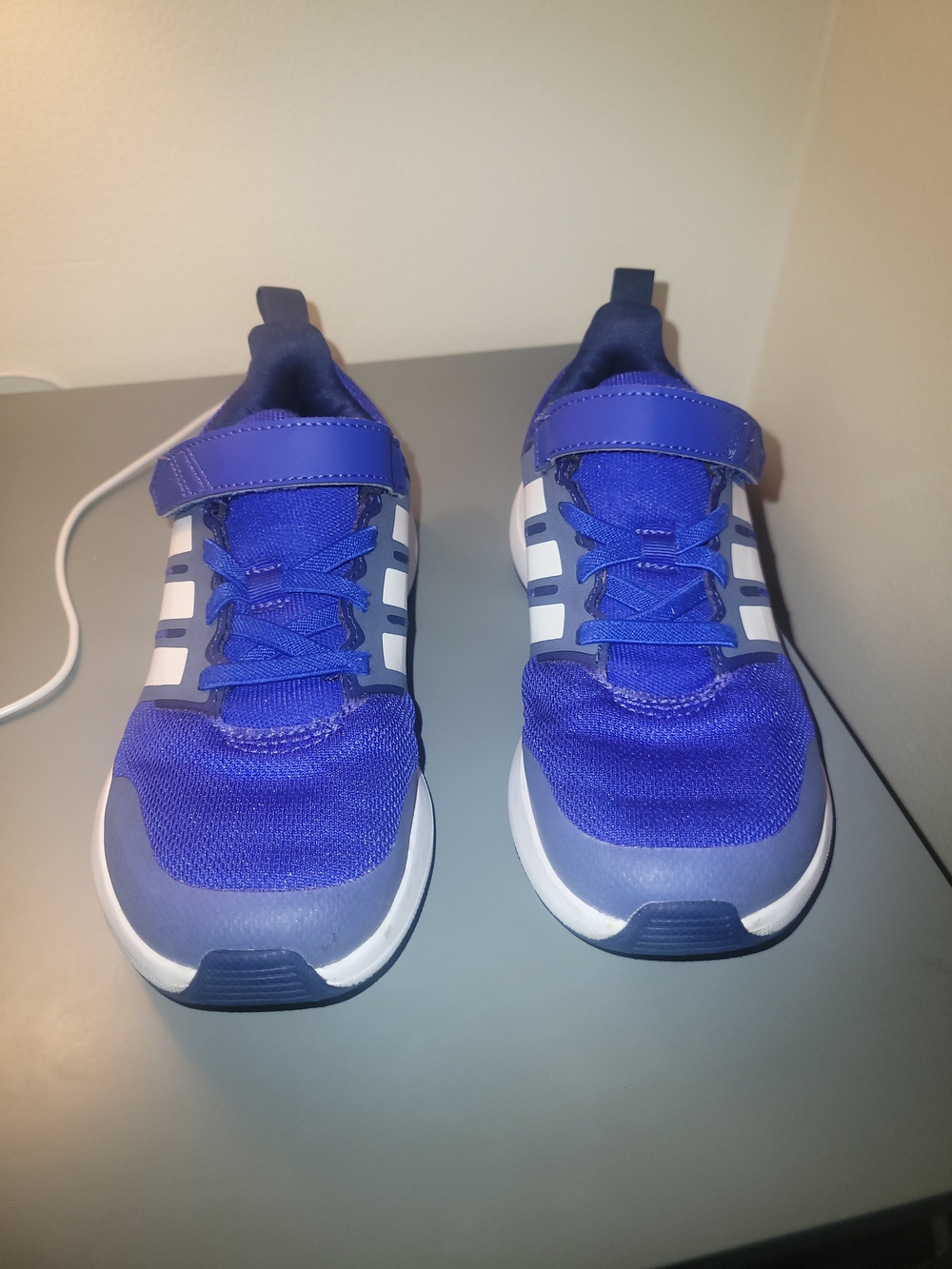 Adidas Kids Royal Blue Sneakers with velcro strap